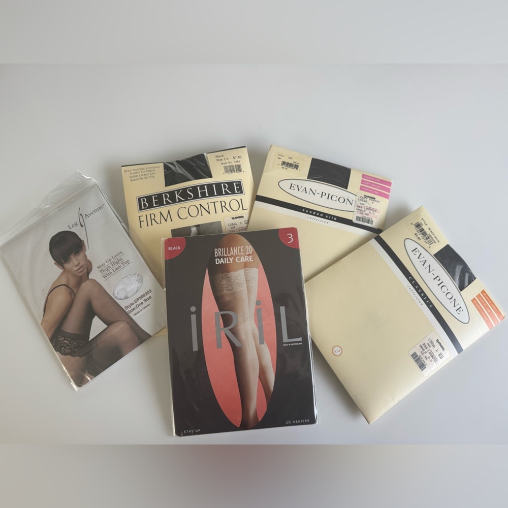 5 stockings sold together